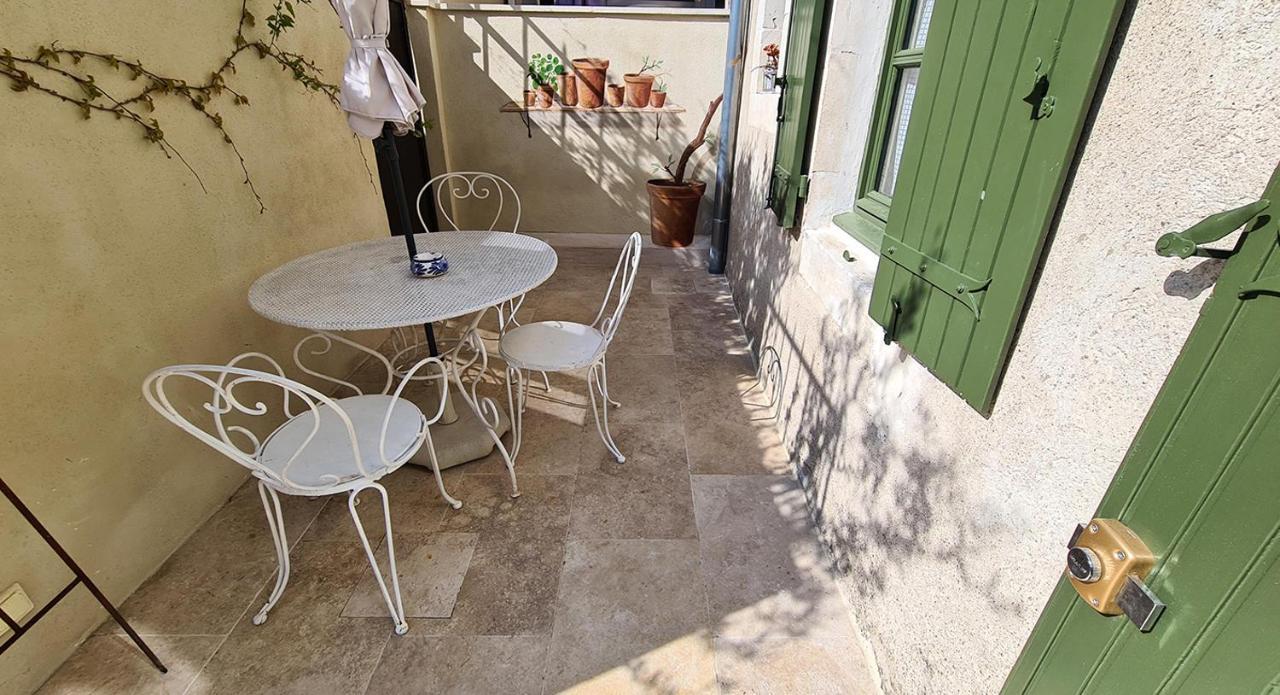 Le Jardinet De Rosa Maison De Village Eygalières Esterno foto